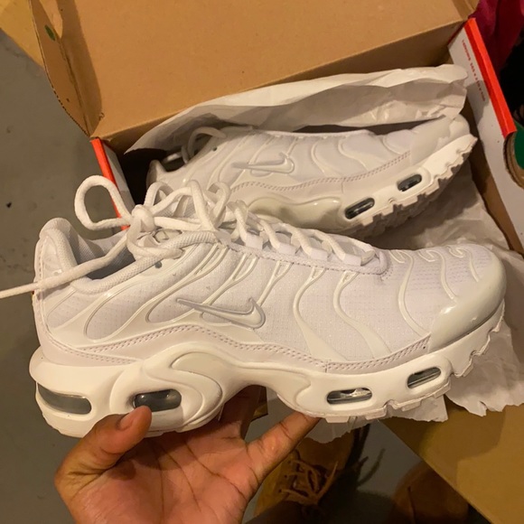 Nike air max plus/ white and metallic - Picture 1 of 1